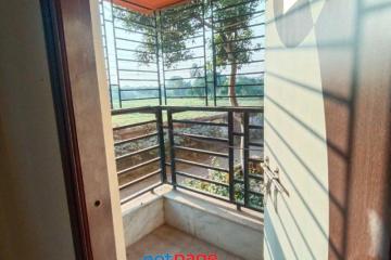 Almost new 2BHK Flat - Image 4/4