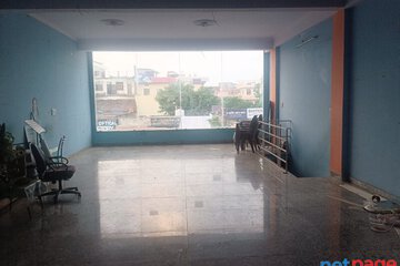 900 Sq Ft Commercial Space on 80 Ft Main Road – Mahesh Nagar
